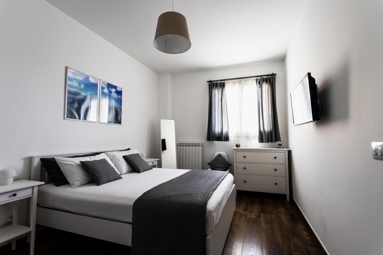 Amore E Iodio - Puglia Mia Apartments โมโนโปลี ภายนอก รูปภาพ